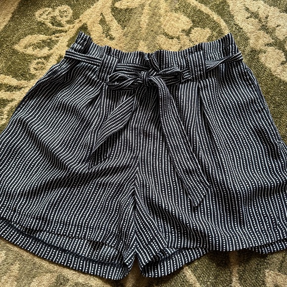Max Studio Pants - Max studio | high waisted paper bag shorts Black and White Striped